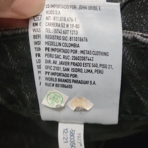 American Eagle NWT Super Hi Rise Mom shorts. - Picture 13 of 16